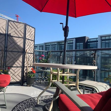 Aquarius 2 Bedroom Condo Friday Harbour Innisfil 외부 사진
